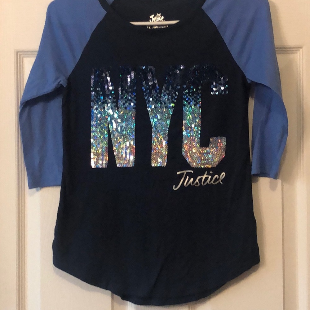 Justice tee